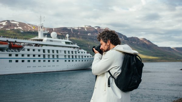 Croisière au pôle nord : une aventure polaire et des souvenirs inoubliables !